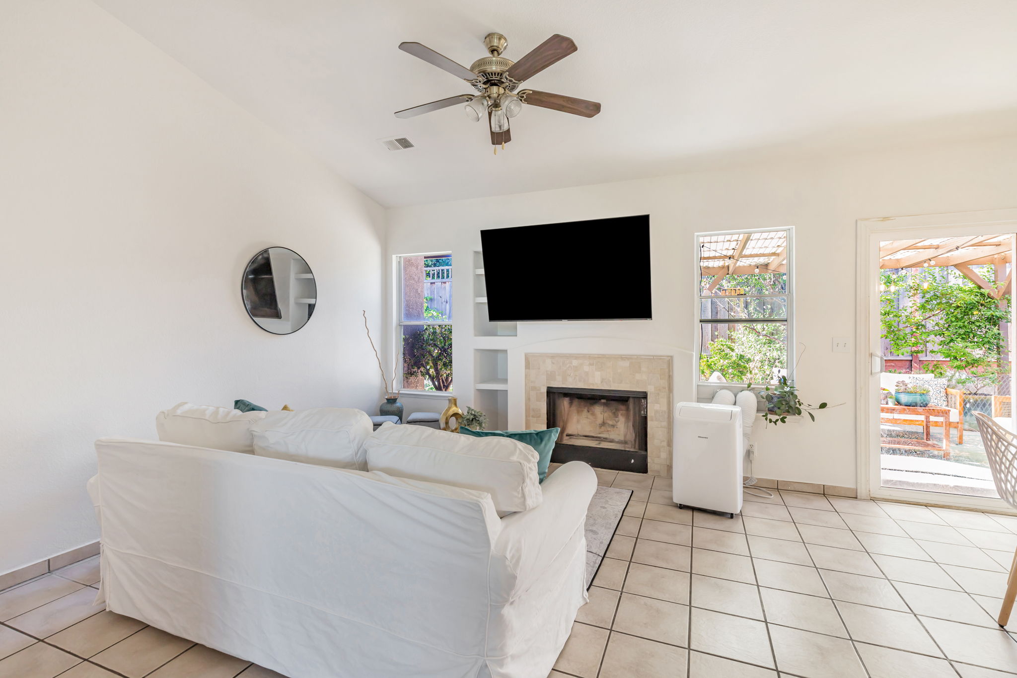 008_1531 Brighton Dr 