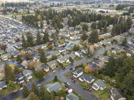 15313 NE 12th St, Bellevue, WA 98007, USA Photo 29