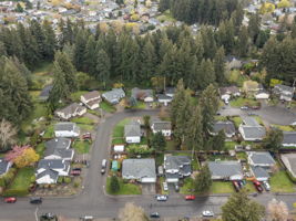 15313 NE 12th St, Bellevue, WA 98007, USA Photo 28