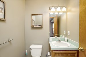  15314 Rambling Dr, Fraser, MI 48026, US Photo 26