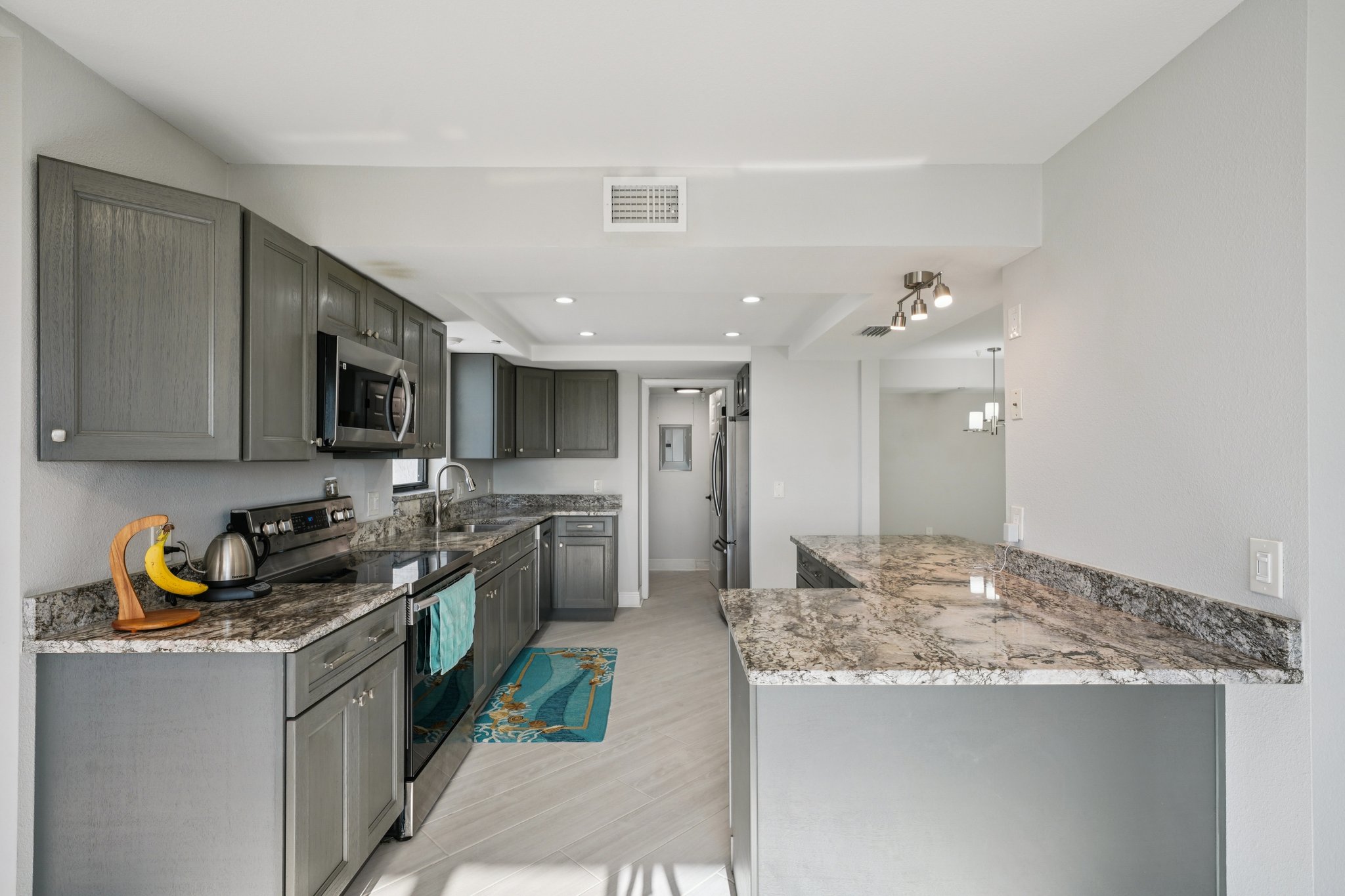 Gulf Blvd-S2201-020.jpg