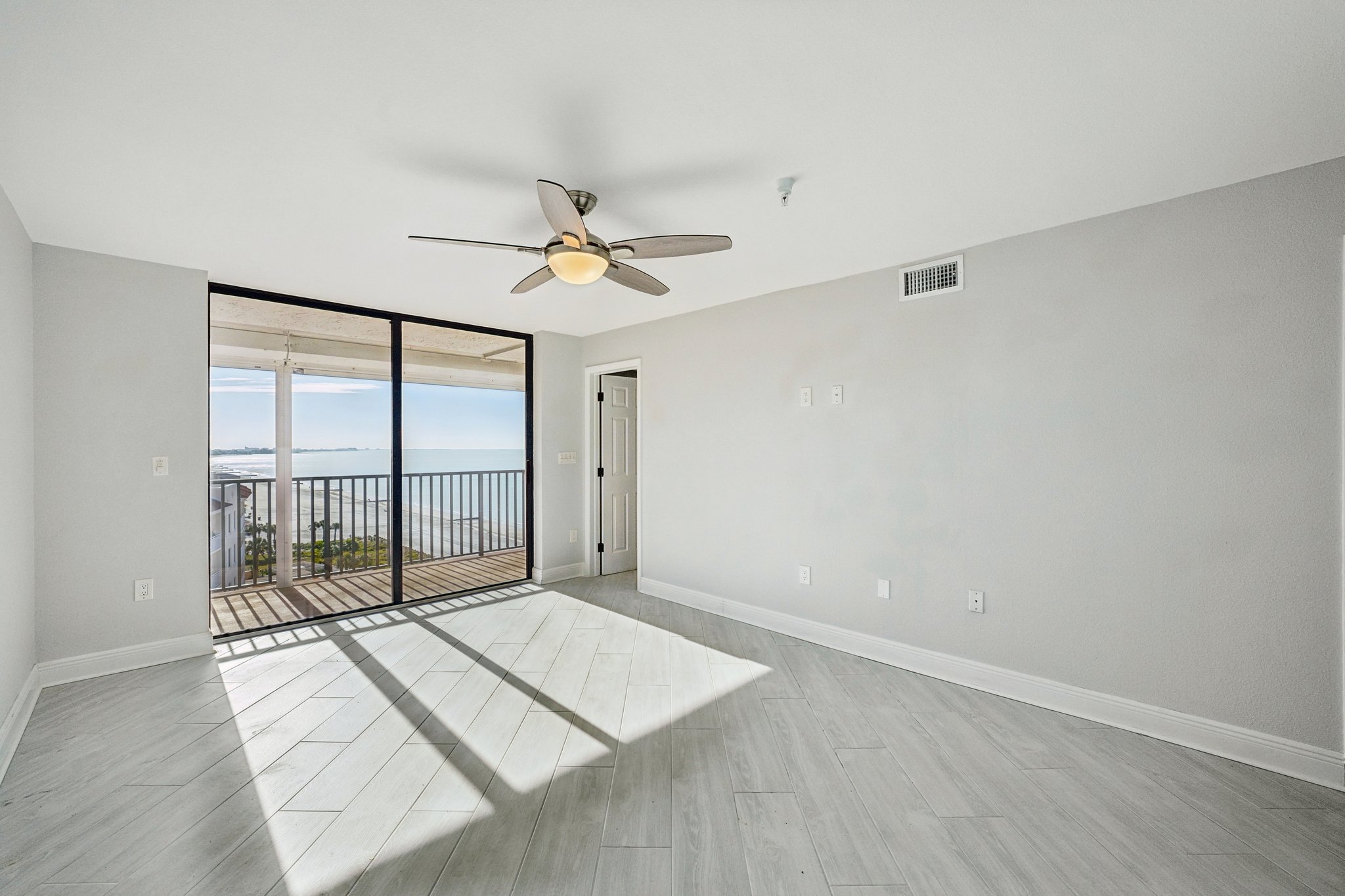 Gulf Blvd-S2201-035.jpg