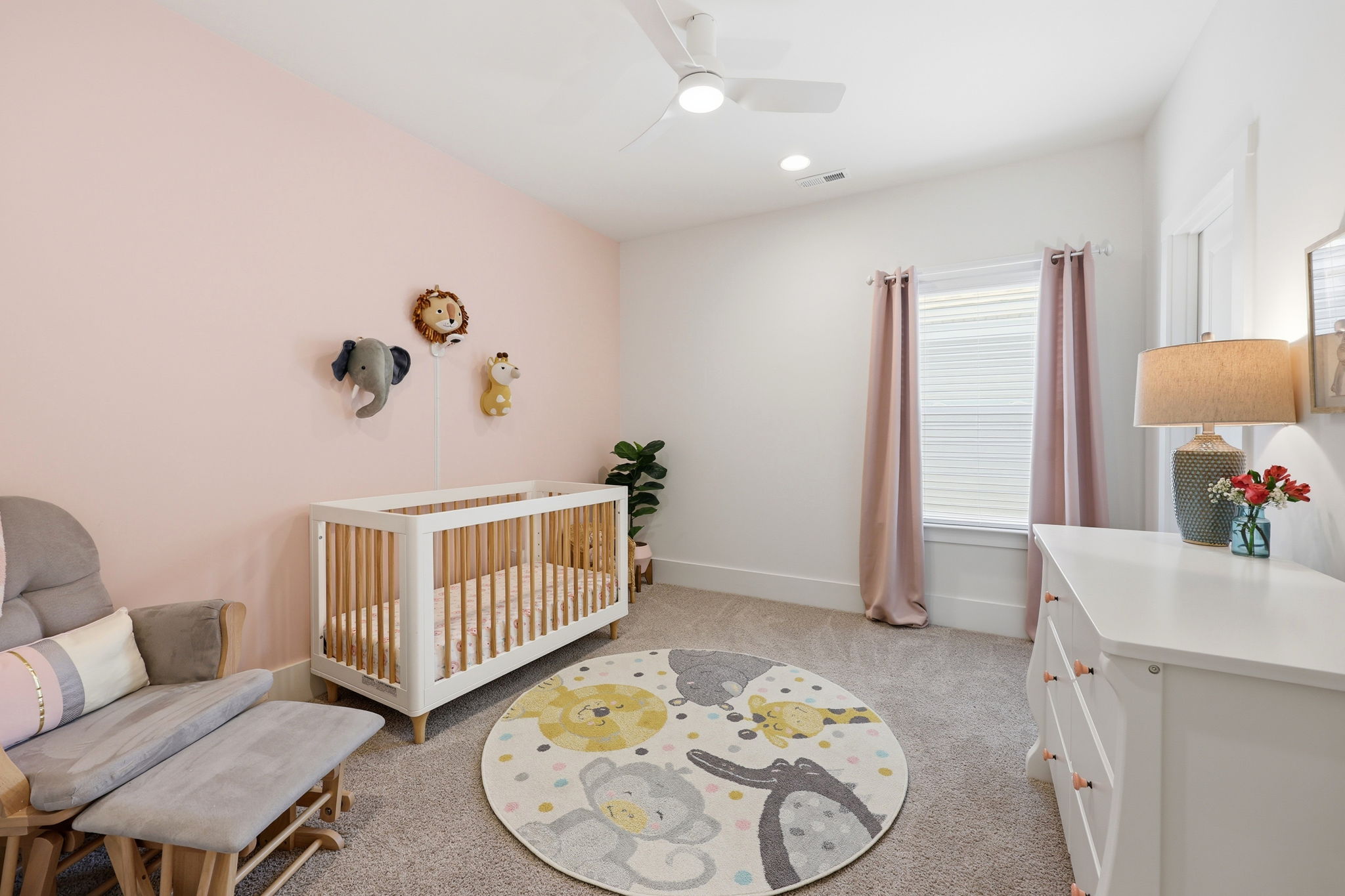  Photo 37