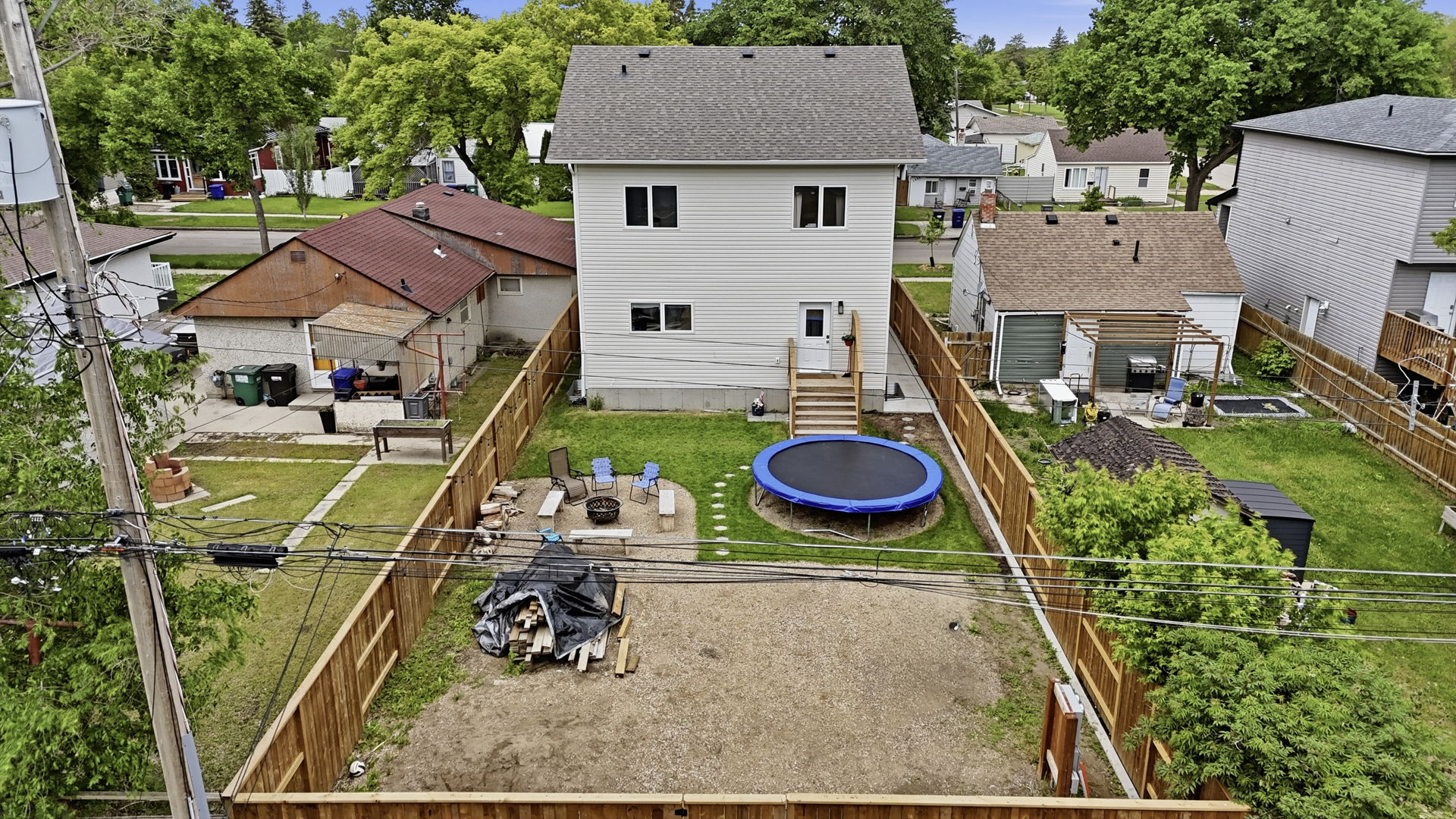  Photo 43