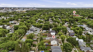  Photo 47