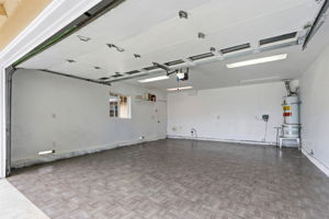  Photo 39