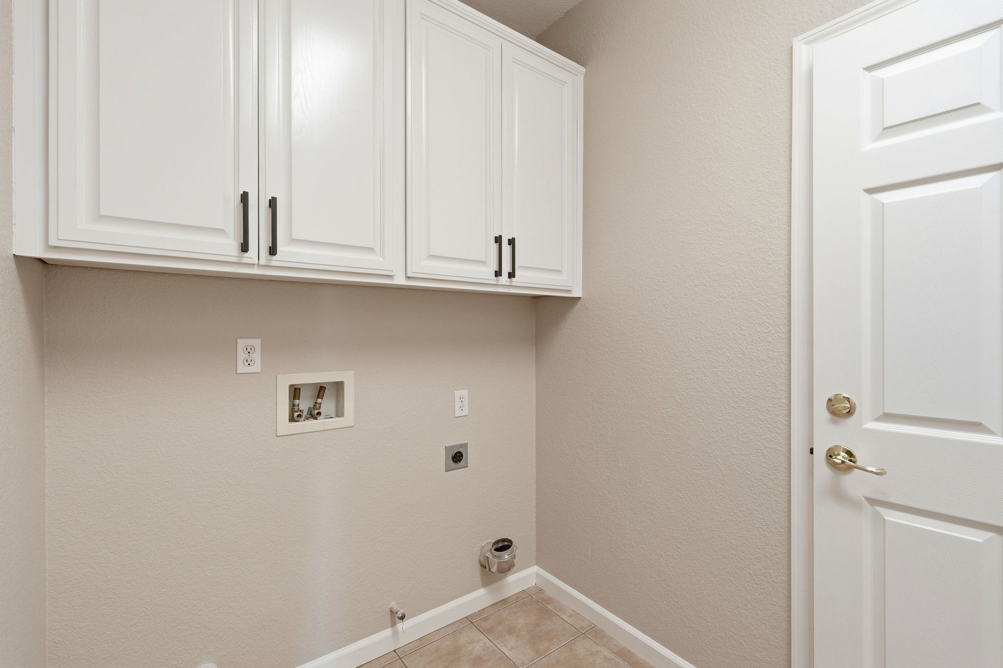 033_F8_1532 Sophie Ln