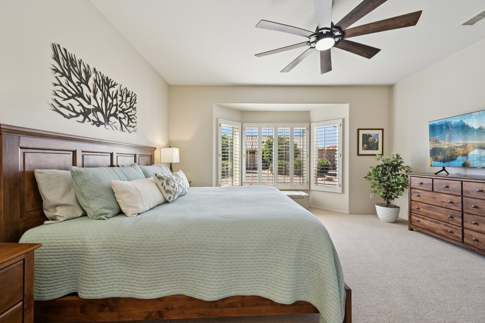 W Black Gold Ln-S2203-021.jpg