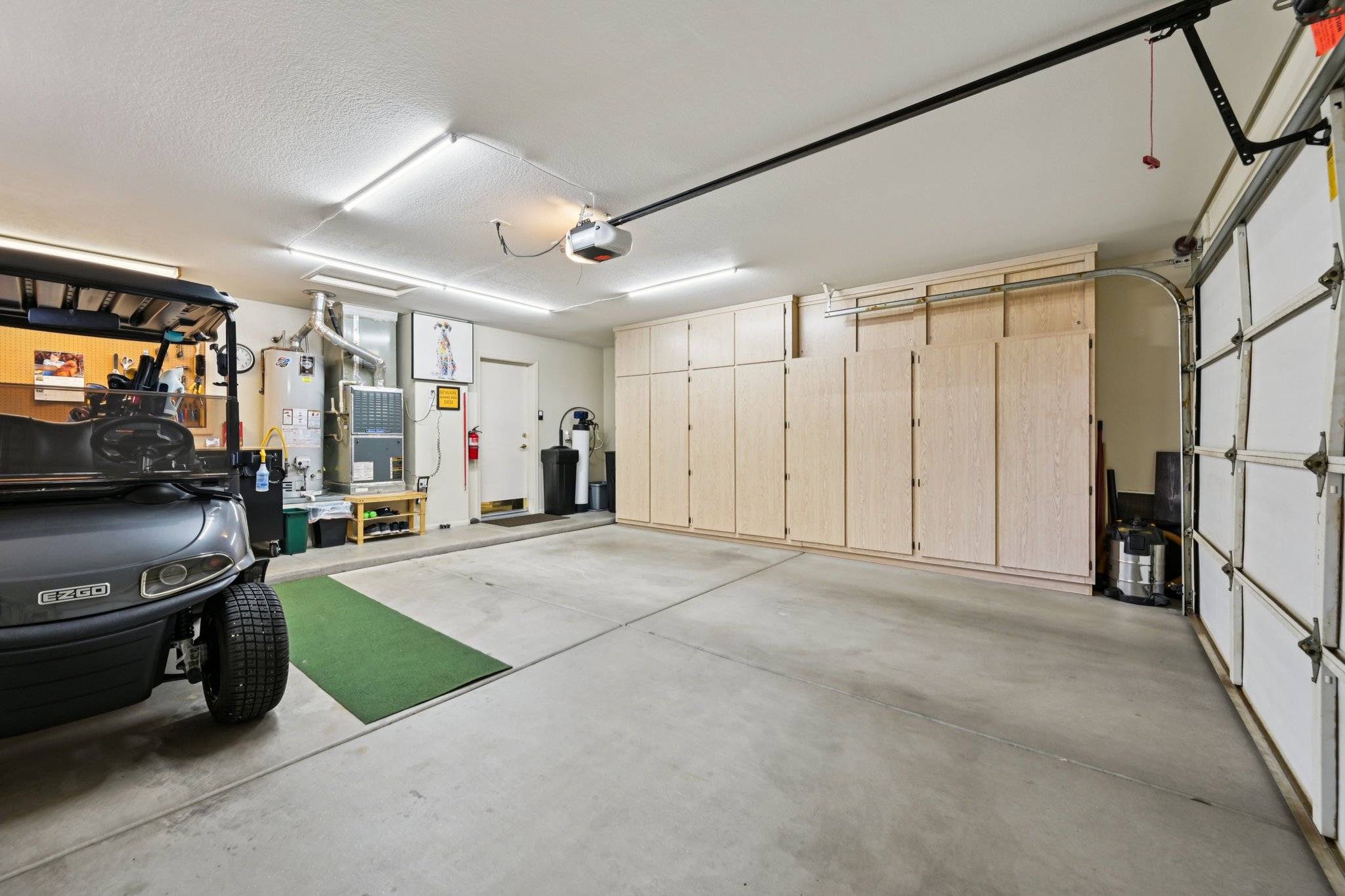 W Black Gold Ln-S2203-027.jpg