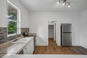 E Elm Rd-S1707-019.jpg