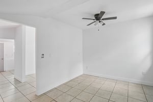 E Elm Rd-S1707-048.jpg