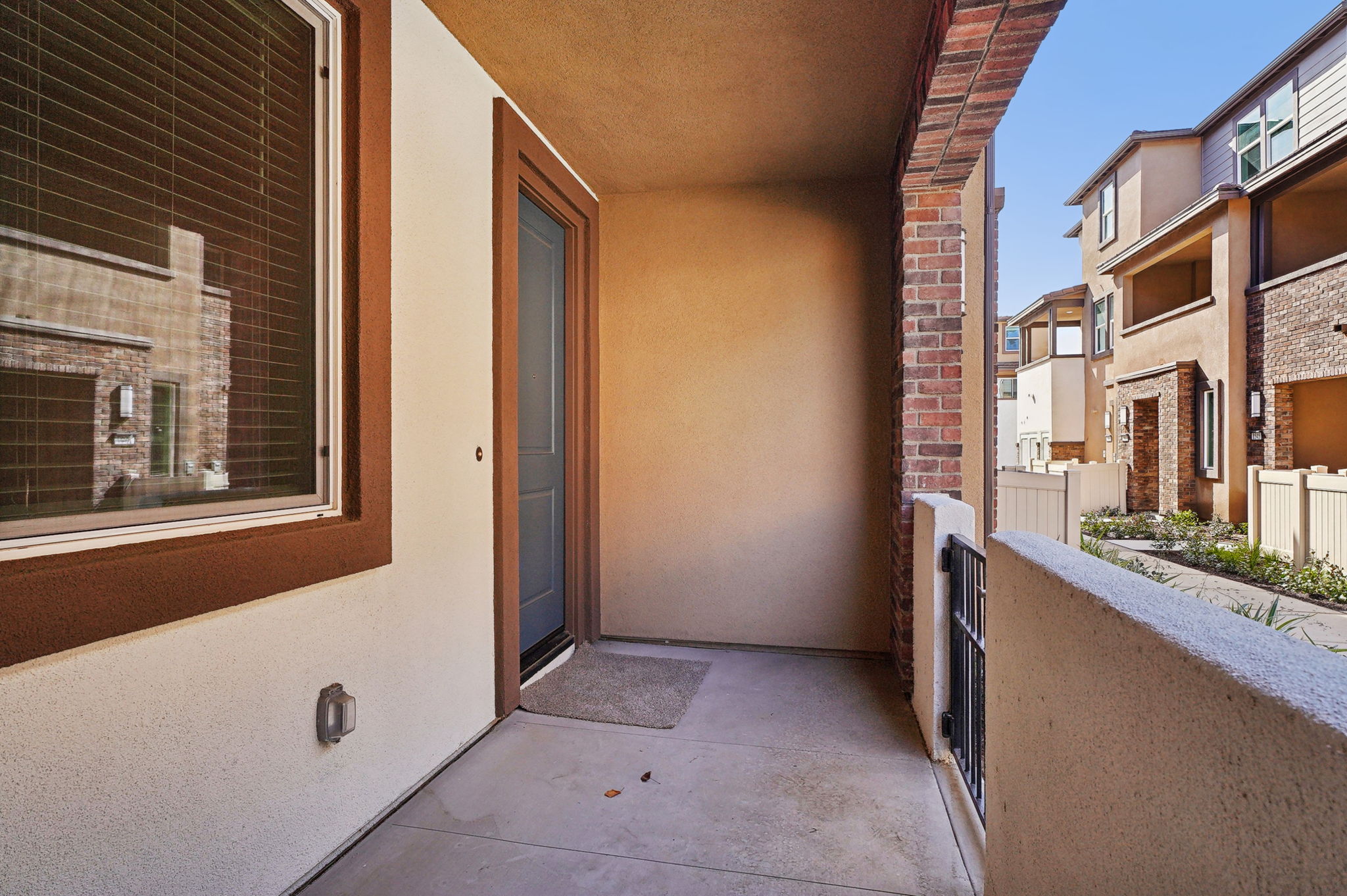 Southern California - Stratus - 1533 Stratus Drive - 004