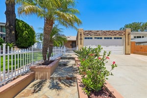 Calle Juanito-S1706-001.jpg