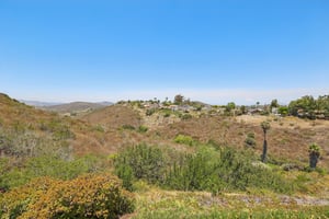Calle Juanito-S1706-040.jpg