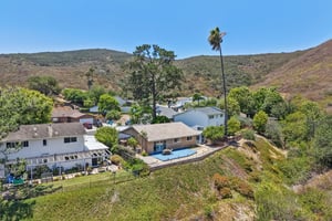 Calle Juanito-S1706-069.jpg