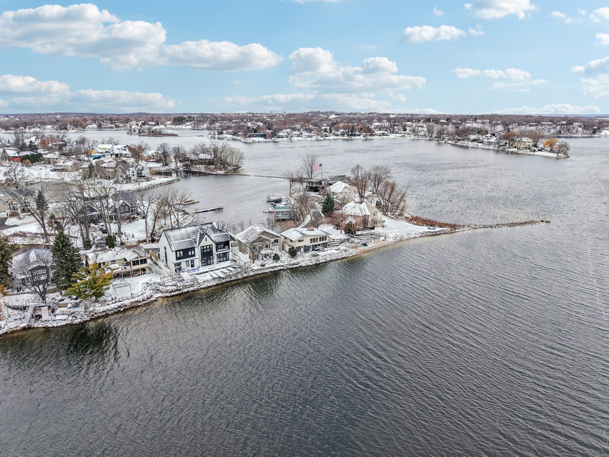 Breezy Point Rd SE-S2711-046.jpg