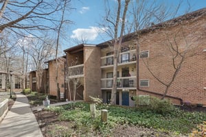 Moorings Dr-S2403-003.jpg