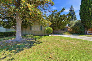 001_F8_1534 S Blaney Ave