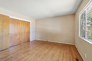 018_F8_1534 S Blaney Ave