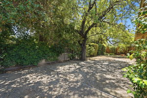 035_F8_1534 S Blaney Ave