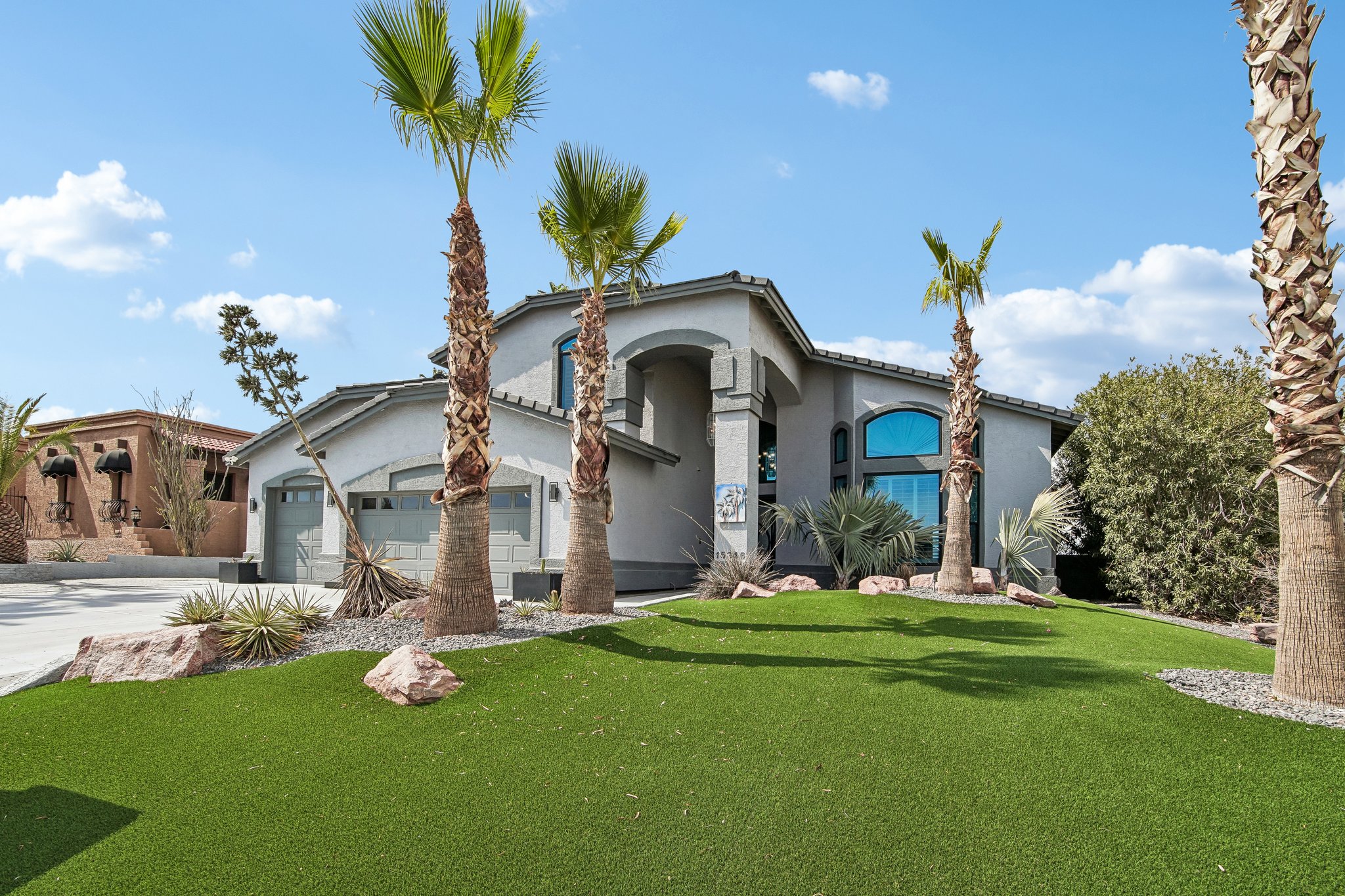 E Palomino Blvd-S1407-003.jpg