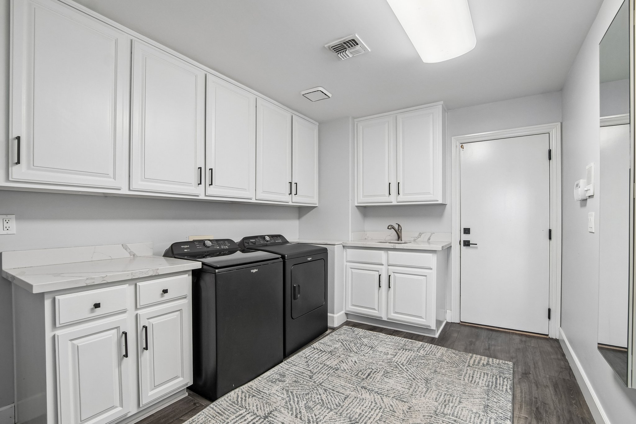 E Palomino Blvd-S1407-023.jpg