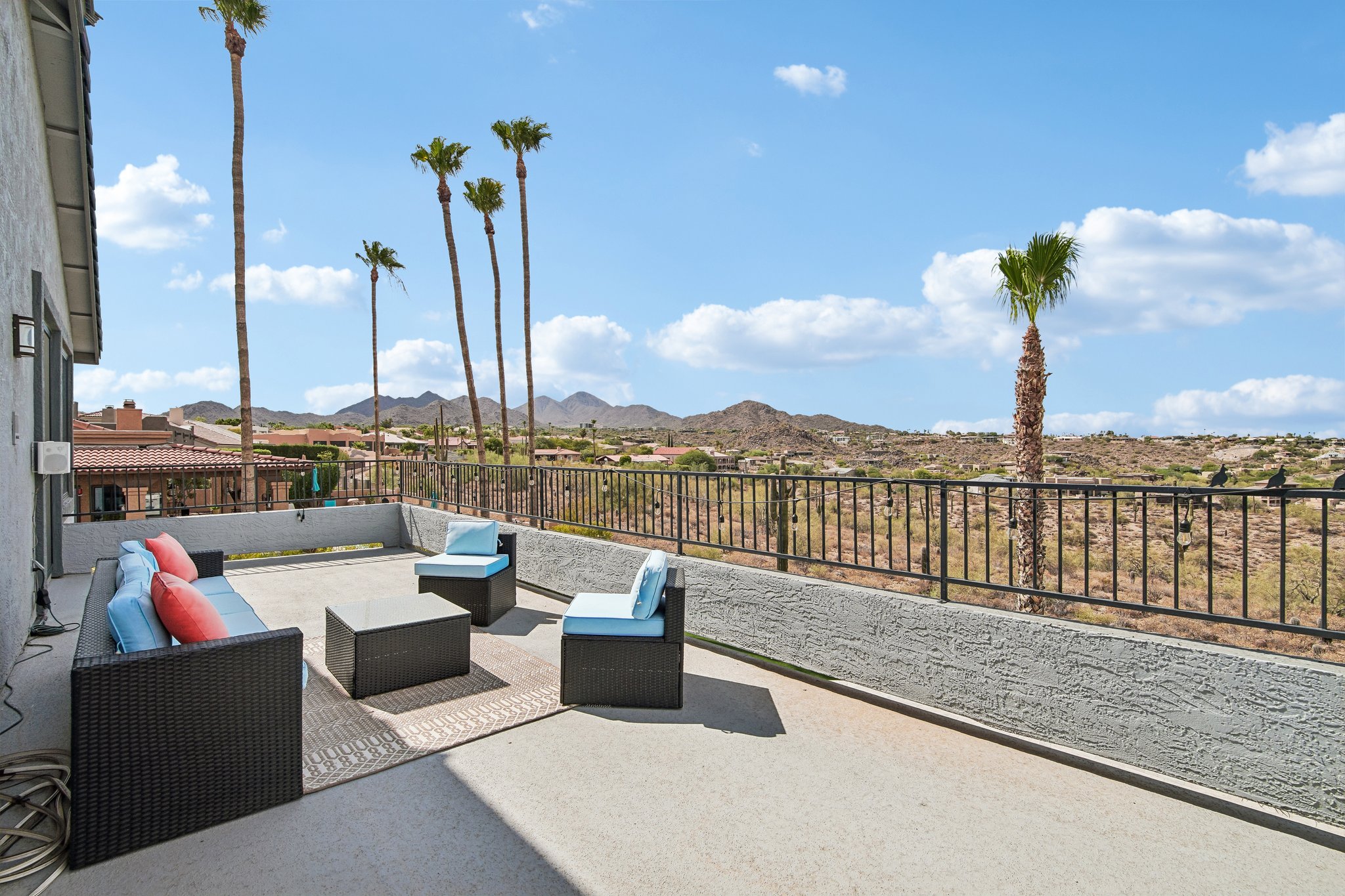 E Palomino Blvd-S1407-046.jpg
