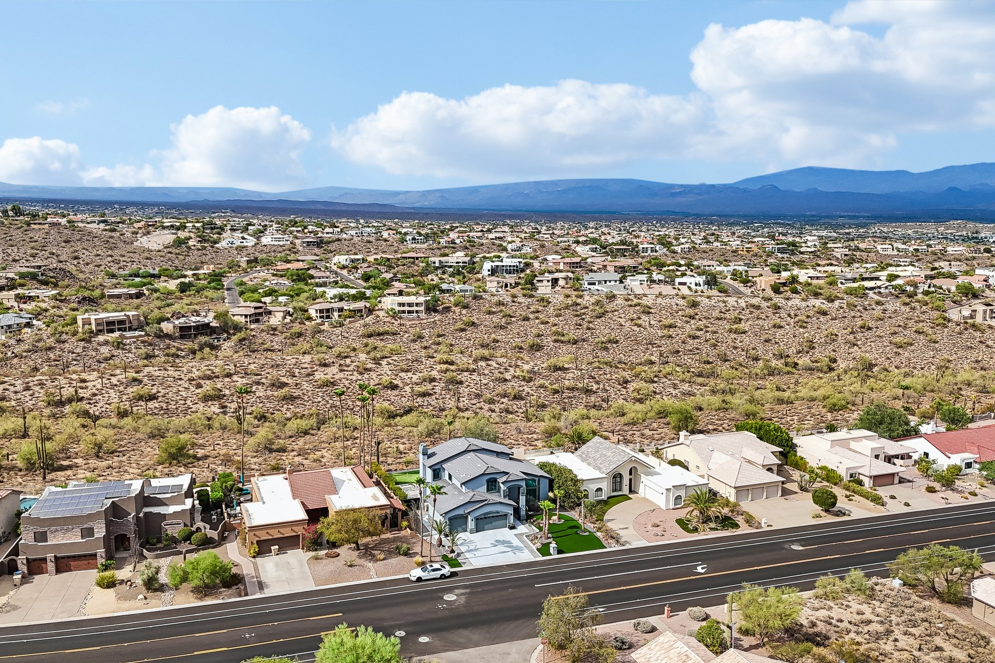 E Palomino Blvd-S1407-052.jpg