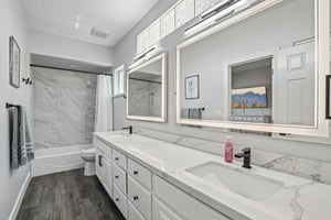 E Palomino Blvd-S1407-017.jpg
