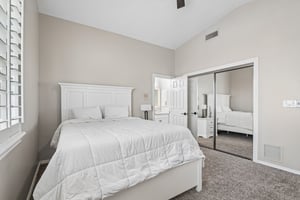 E Palomino Blvd-S1407-019.jpg