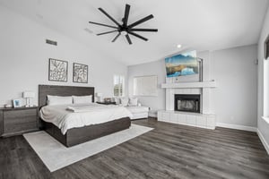 E Palomino Blvd-S1407-034.jpg