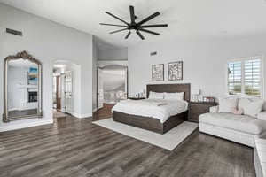 E Palomino Blvd-S1407-035.jpg