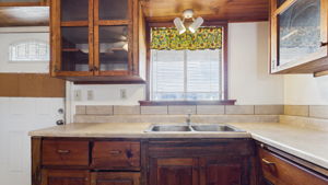  Photo 48
