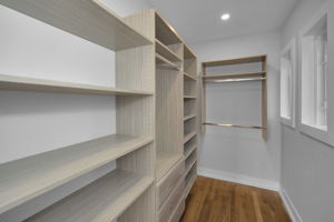 Upper Level Master Bedroom Walk-in Closet