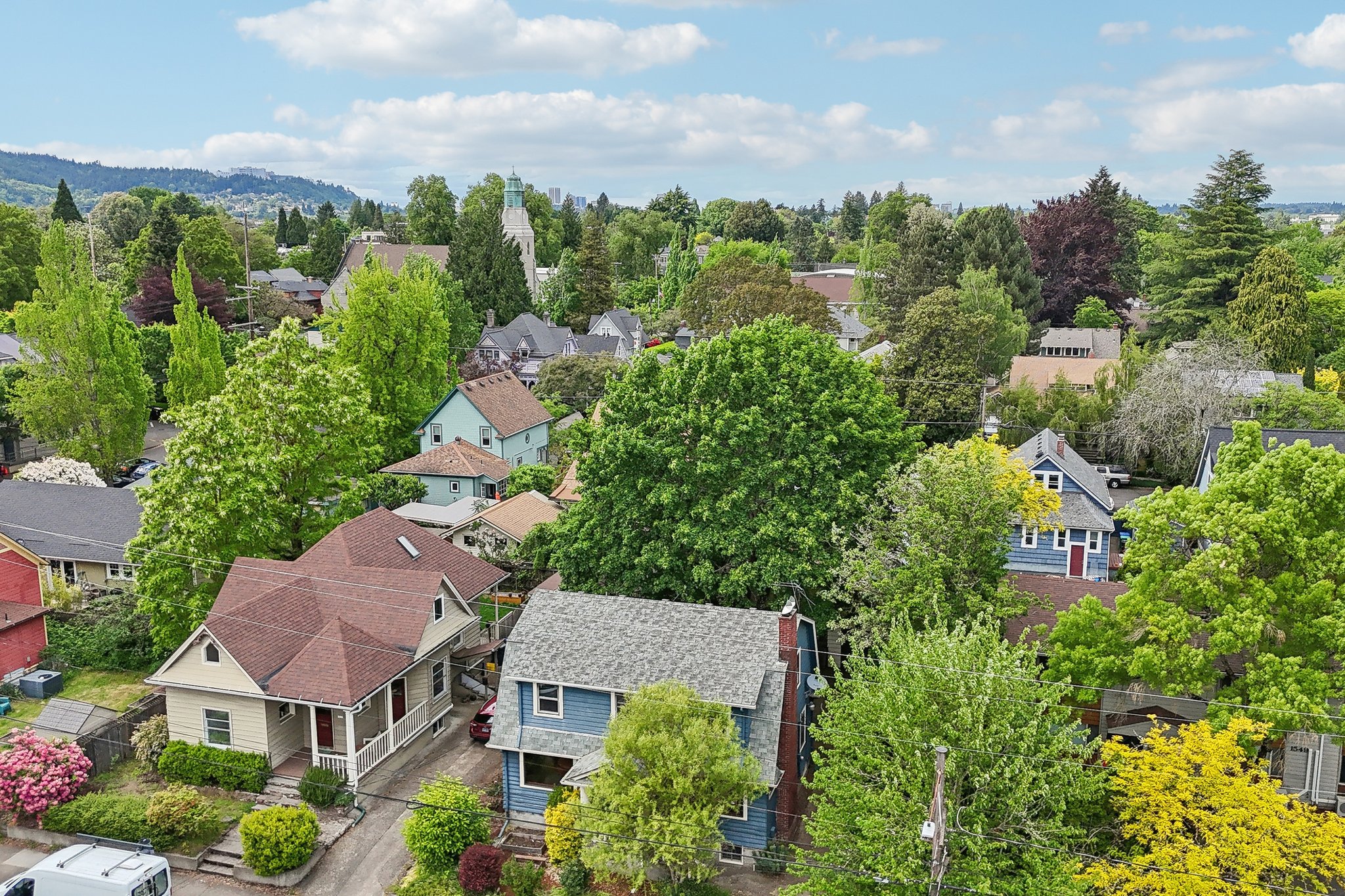 SE Tacoma St-0805-051.jpg