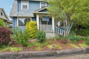 SE Tacoma St-0805-001.jpg