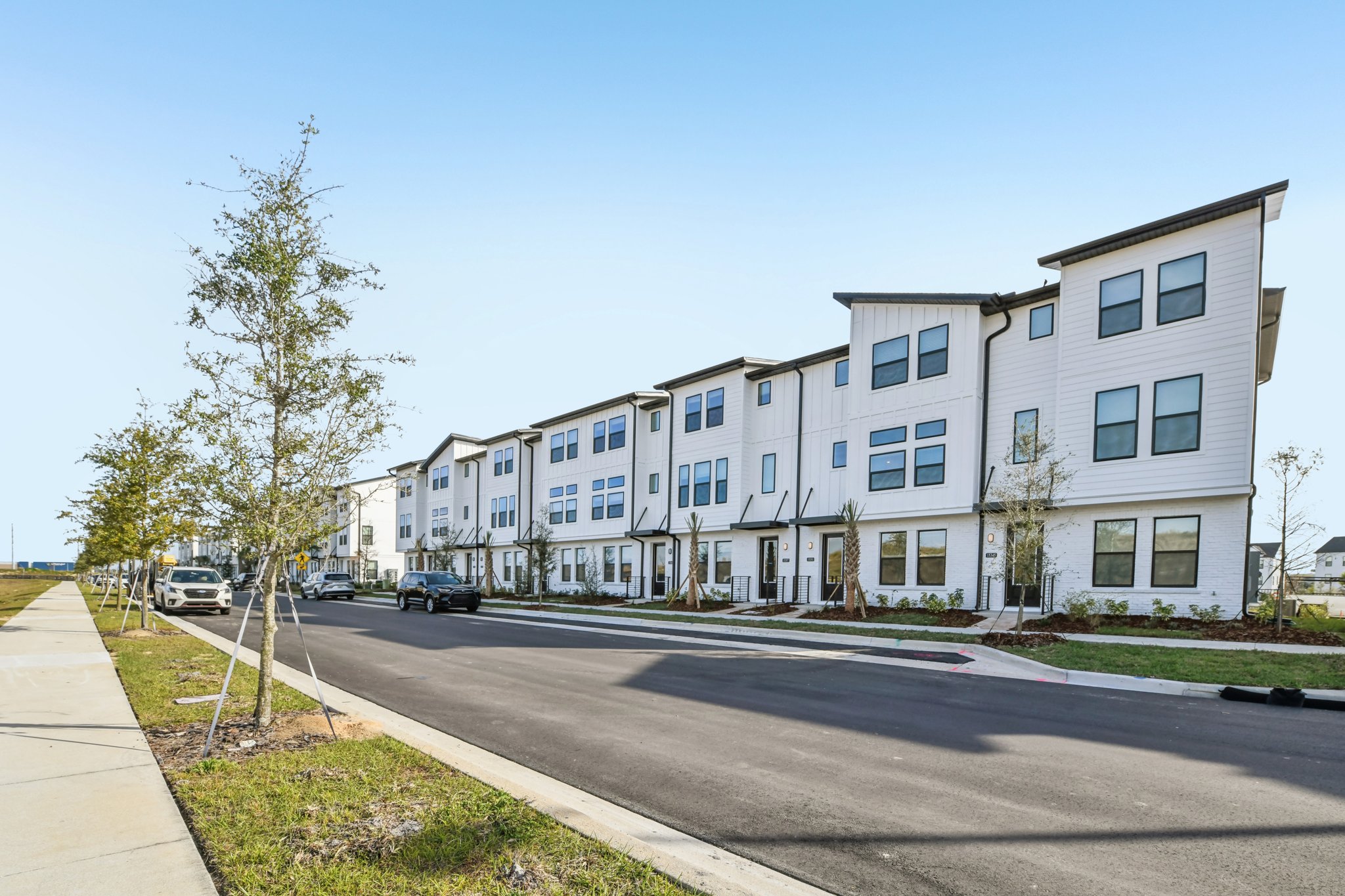 Hamlin Pk Dr-S0901-002.jpg