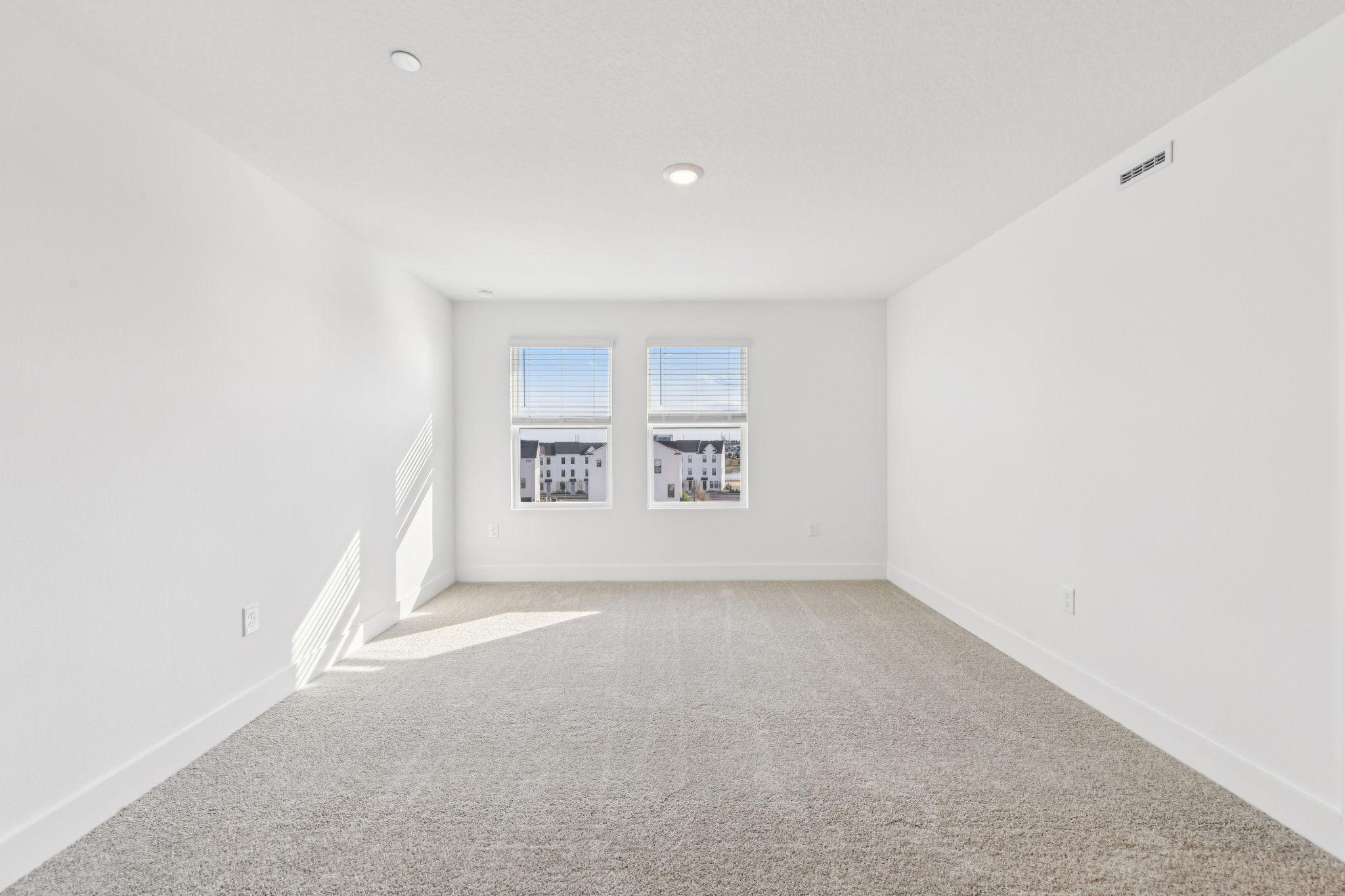 Hamlin Pk Dr-S0901-026.jpg