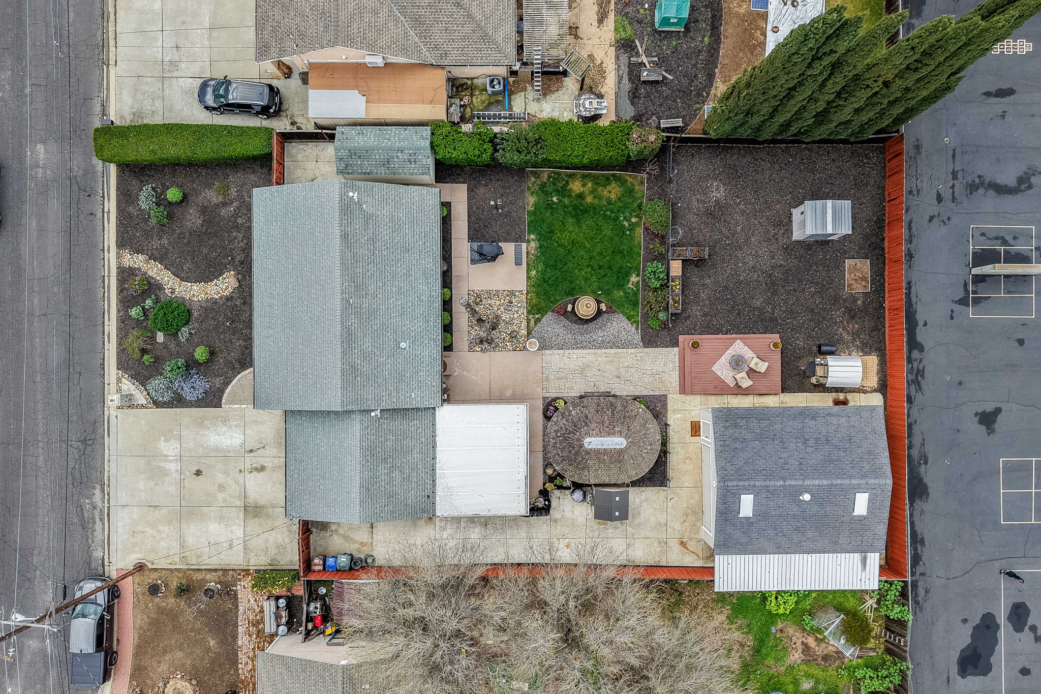 Oversized Detached Garage 720 SF