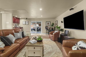 Direct Access to Spacious Yard