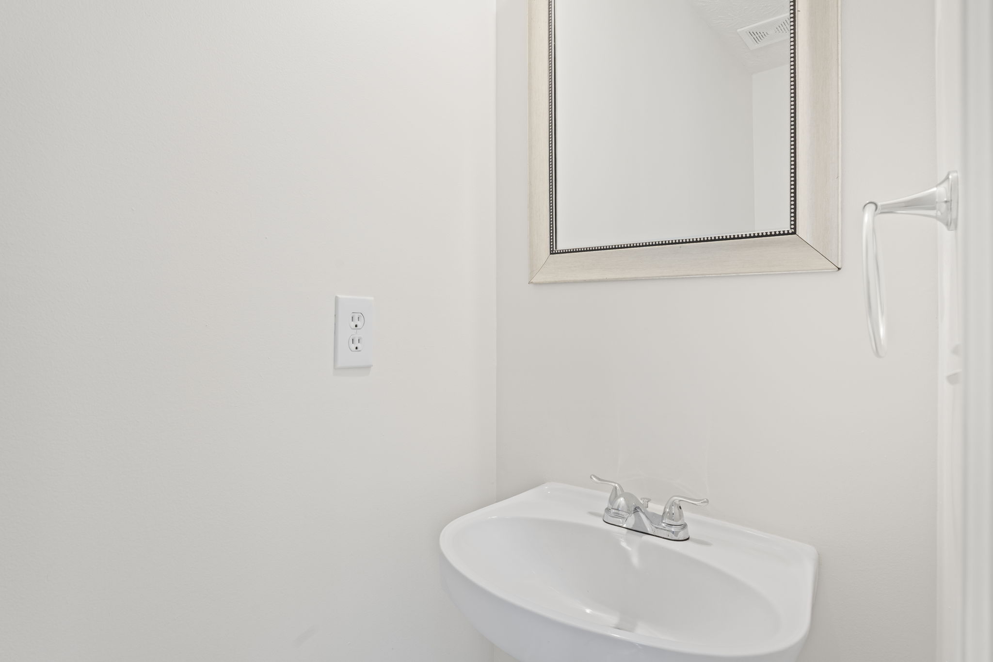  Photo 37