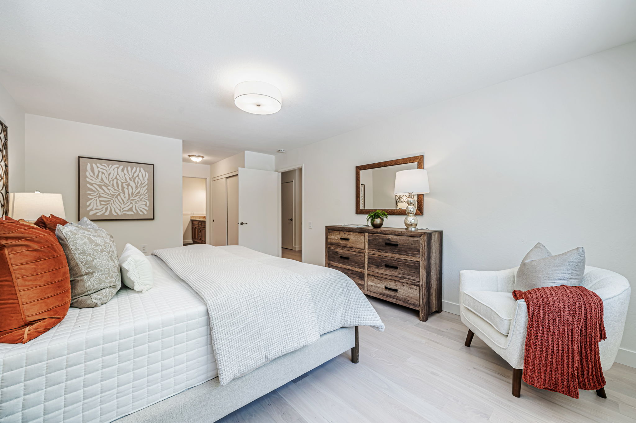 031_1536 St Helena Dr