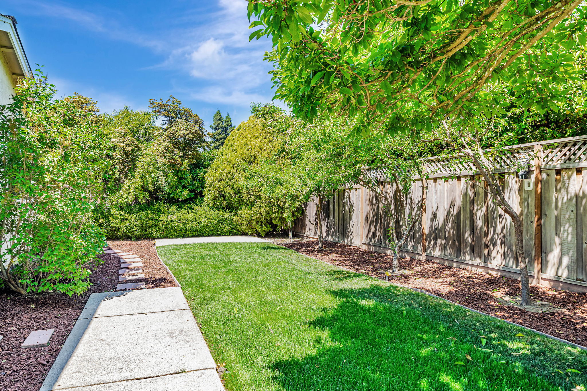 067_1536 St Helena Dr