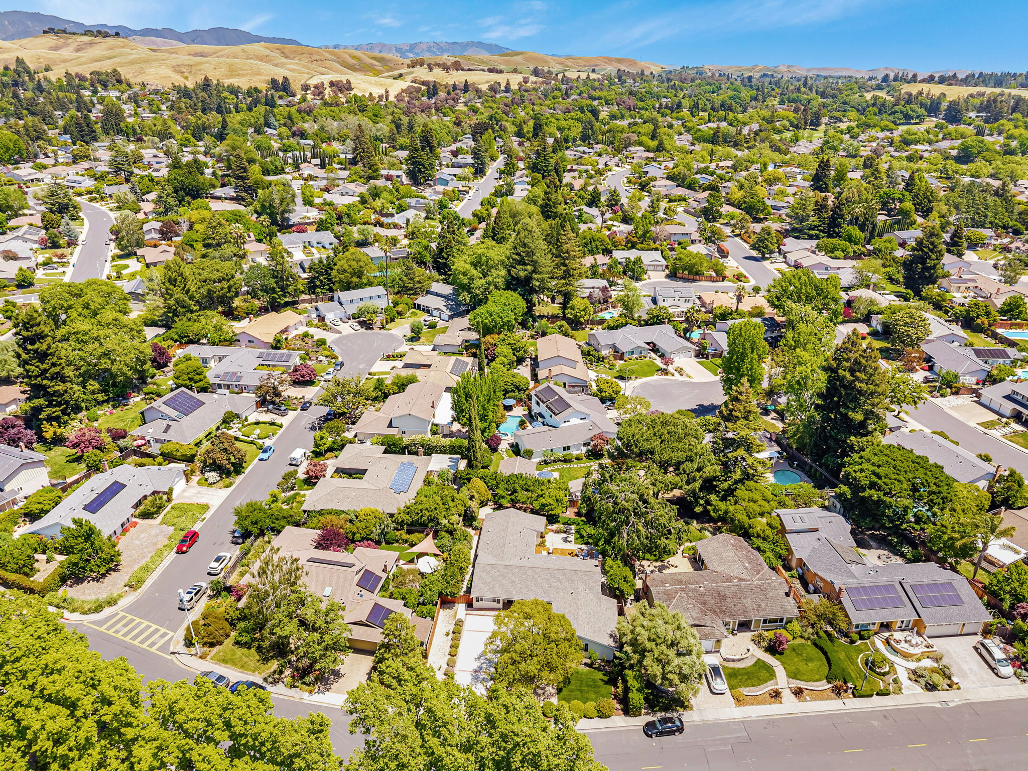 010_AERIAL_1536 St Helena Dr