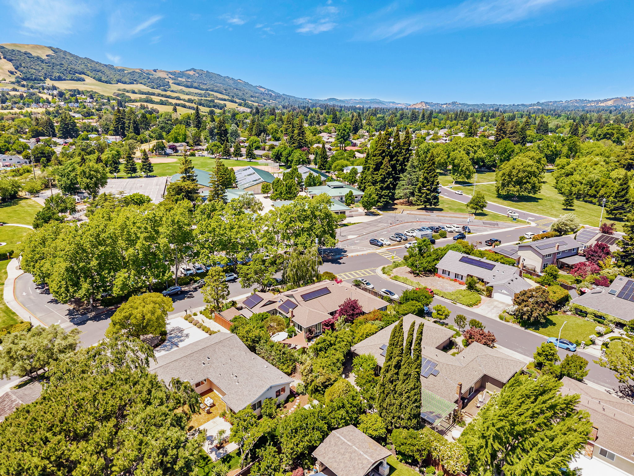 016_AERIAL_1536 St Helena Dr