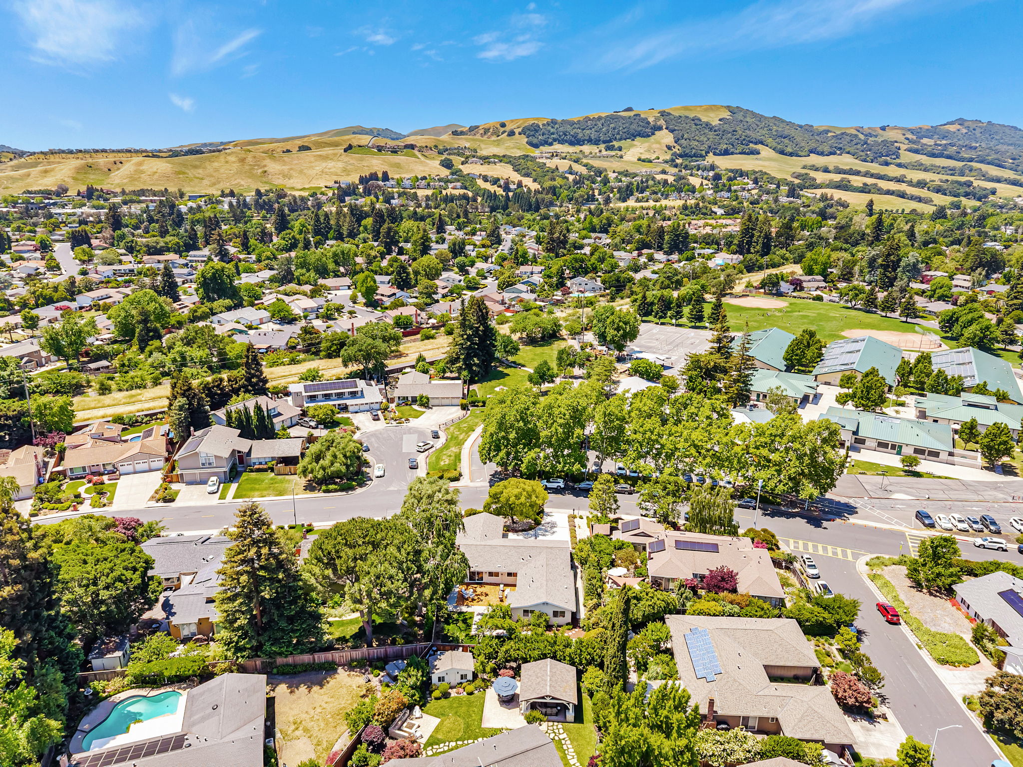 020_AERIAL_1536 St Helena Dr