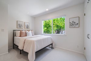 040_1536 St Helena Dr