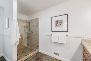 047_1536 St Helena Dr