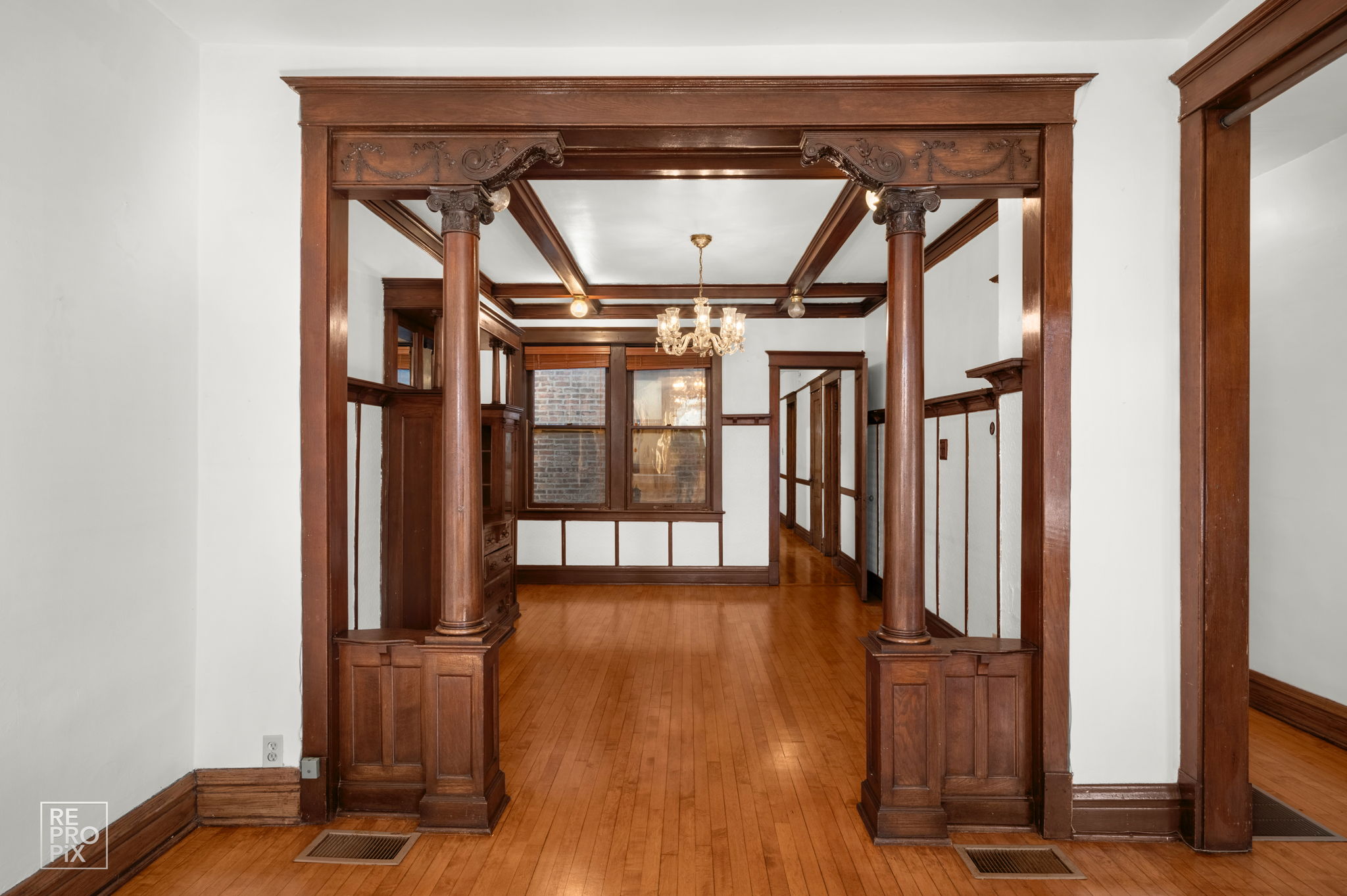 536 W 17th St, Chicago, IL 60608_021