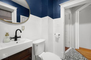 536 W 17th St, Chicago, IL 60608_011